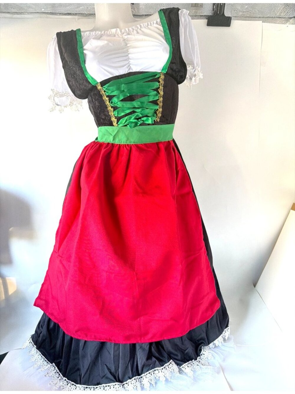 Forum Oktoberfest Cosplay Costume Women Size Junior/Adult OS